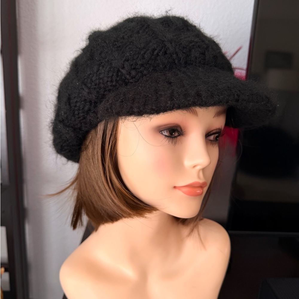 Vintage Knit Fuzzy Black Wool Beret - Picture 5 of 6